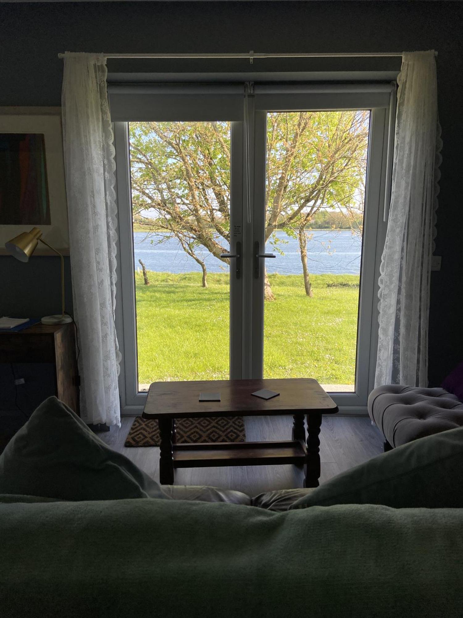 The Cosy Studio By The Shore Galway Eksteriør billede